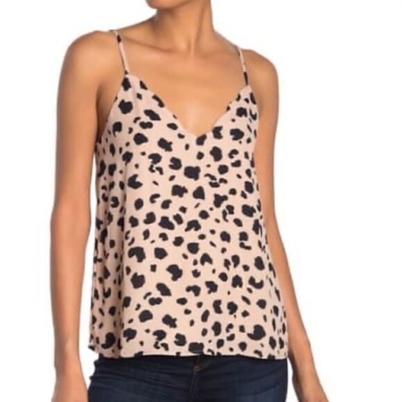 Socialite Leopard Cami Scalloped Vneck Tank - Picture 1 of 11
